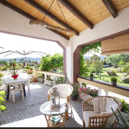 Вилла Casa Vacanze La Guzzetta Ranch Canaglia Экстерьер фото